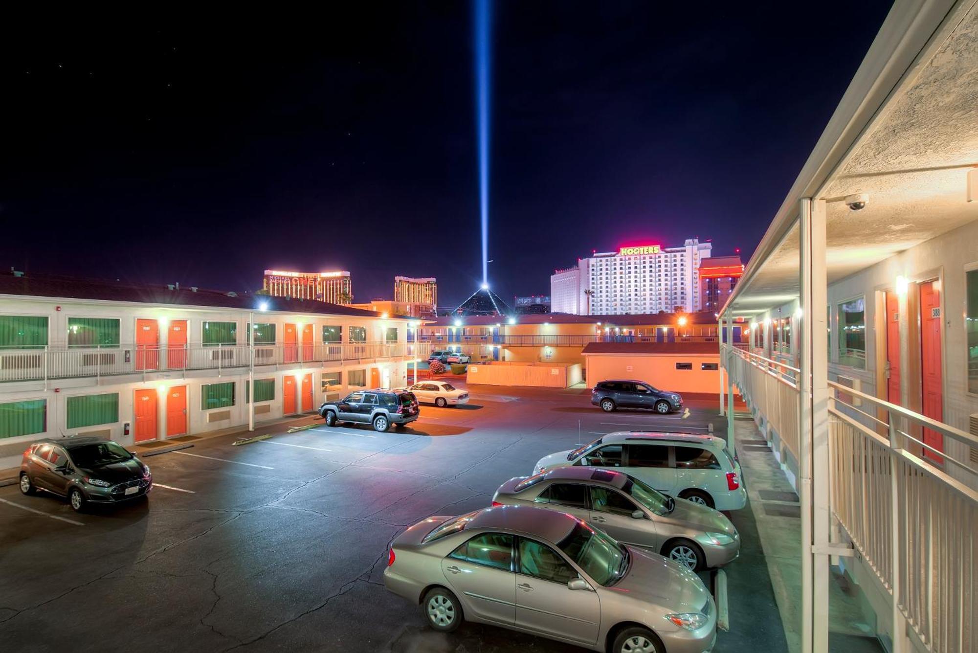 Collection 6-Las Vegas, Nv - Tropicana 2*