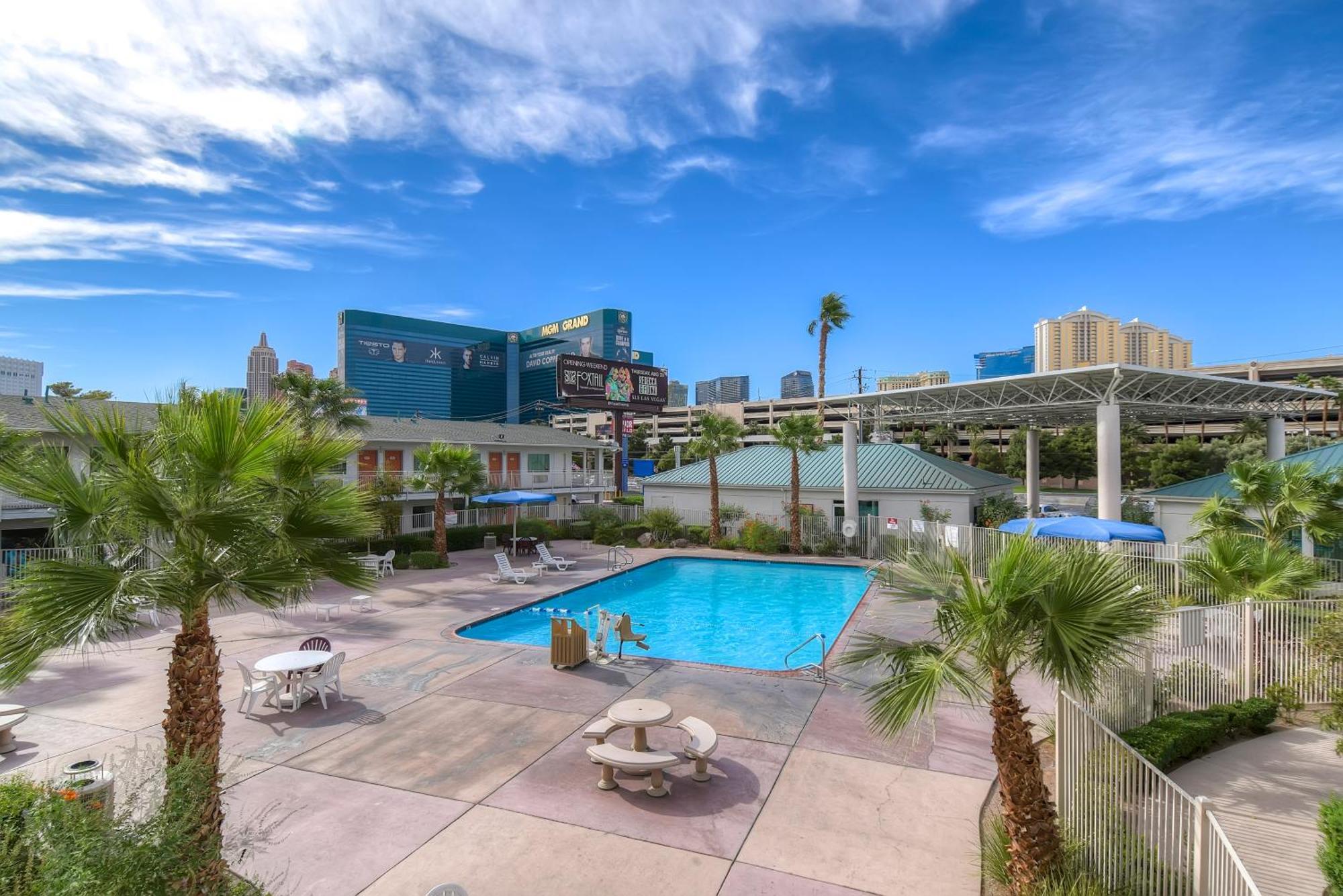 Collection 6-Las Vegas, Nv - Tropicana Hotel